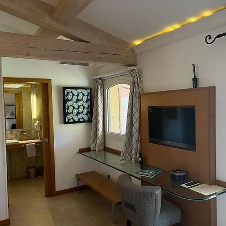 Hotel Bastide De