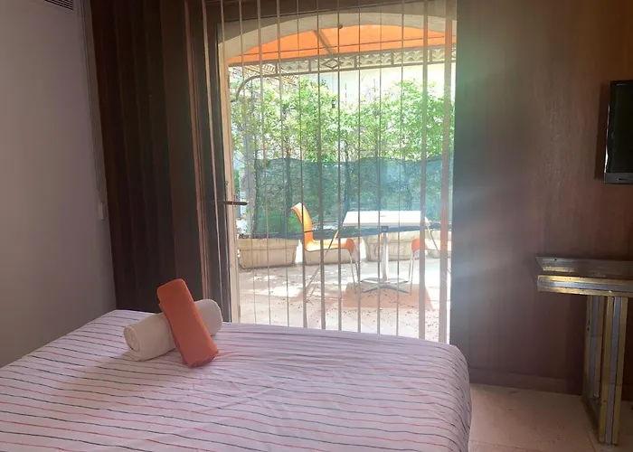 Hotell Bastide De 3*