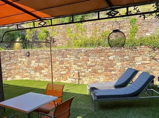 Hotell Bastide De 3*